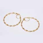 Fülbevaló, Arany, Cirkónia kővel díszítve, 3,2 gramm